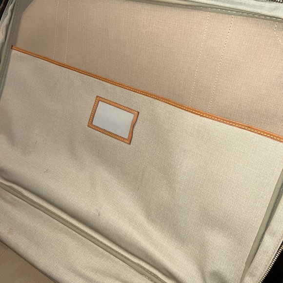 Authentic vintage  Louis Vuitton suitcase luggage unisex - Picture 8 of 8